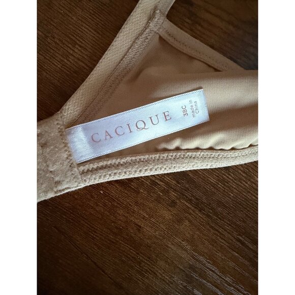Cacique Beige Lightly Lined Tshirt No Wire Bra - Picture 6 of 7